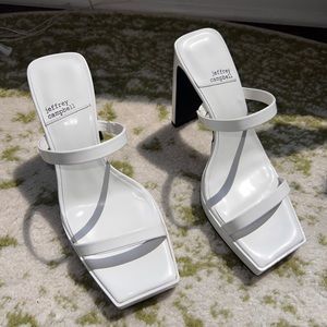 Jeffery Campbell white heels 😇😇 size 7.5